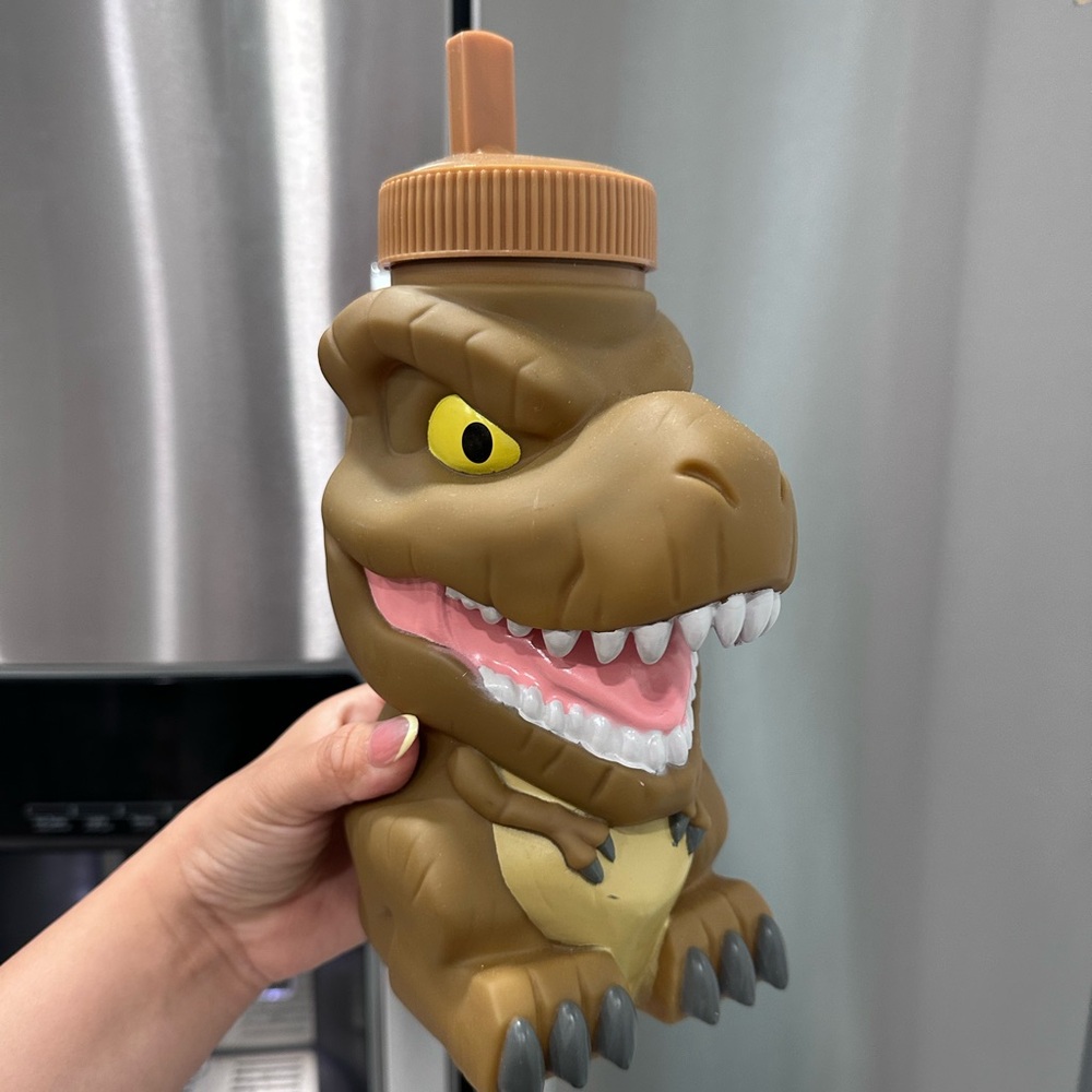 Jurassic park dinosaur sip cup
